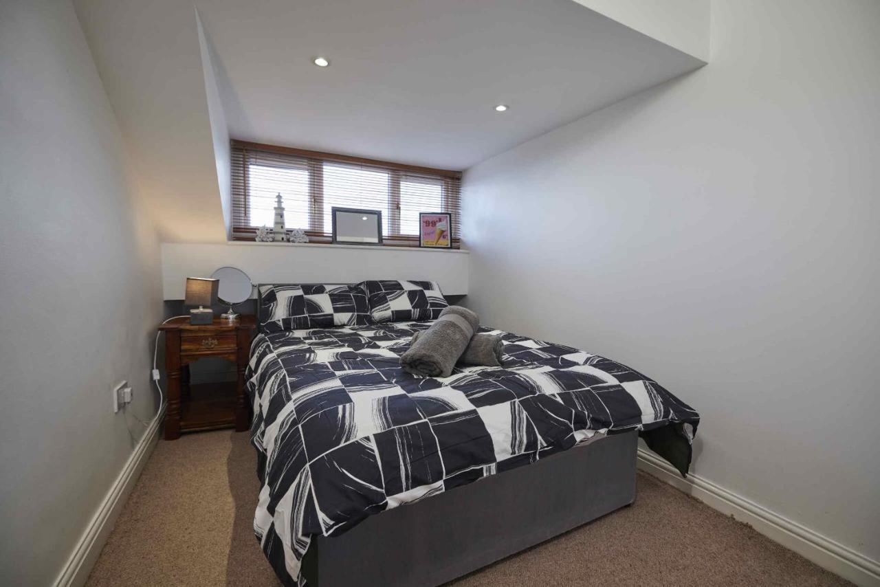 The Cobbles Apartment Filey Exterior photo